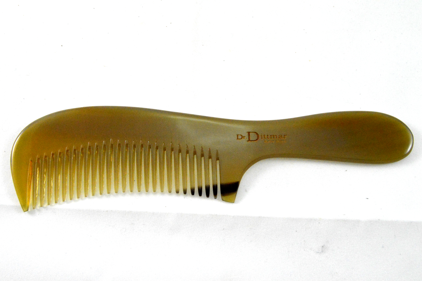 Mittelgrob gezinkter ergonomischer Griffkamm echt Horn