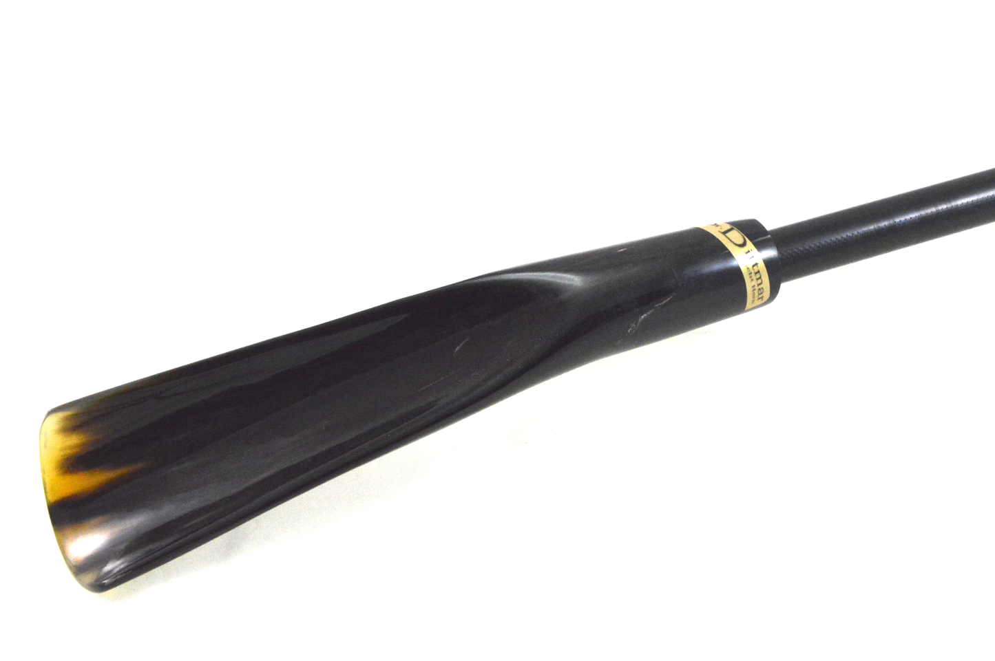 70cm echt Horn Schuhlöffel mit langem POM Stiel. Schont Schuhe, (Nylon-)Strümpfe und Rücken.