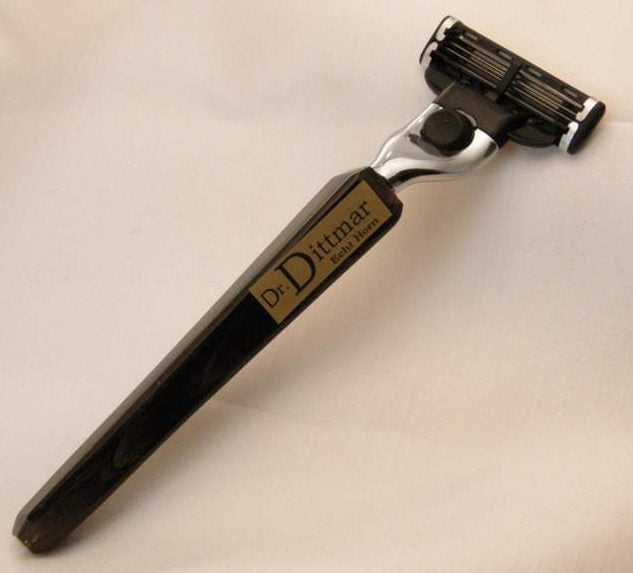 Buffalo horn razor for Mach3 blades - the classic