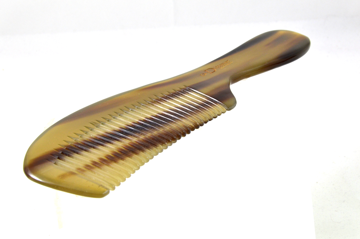 Shampoo Kamm aus hellem Horn, mittlere Zinkung