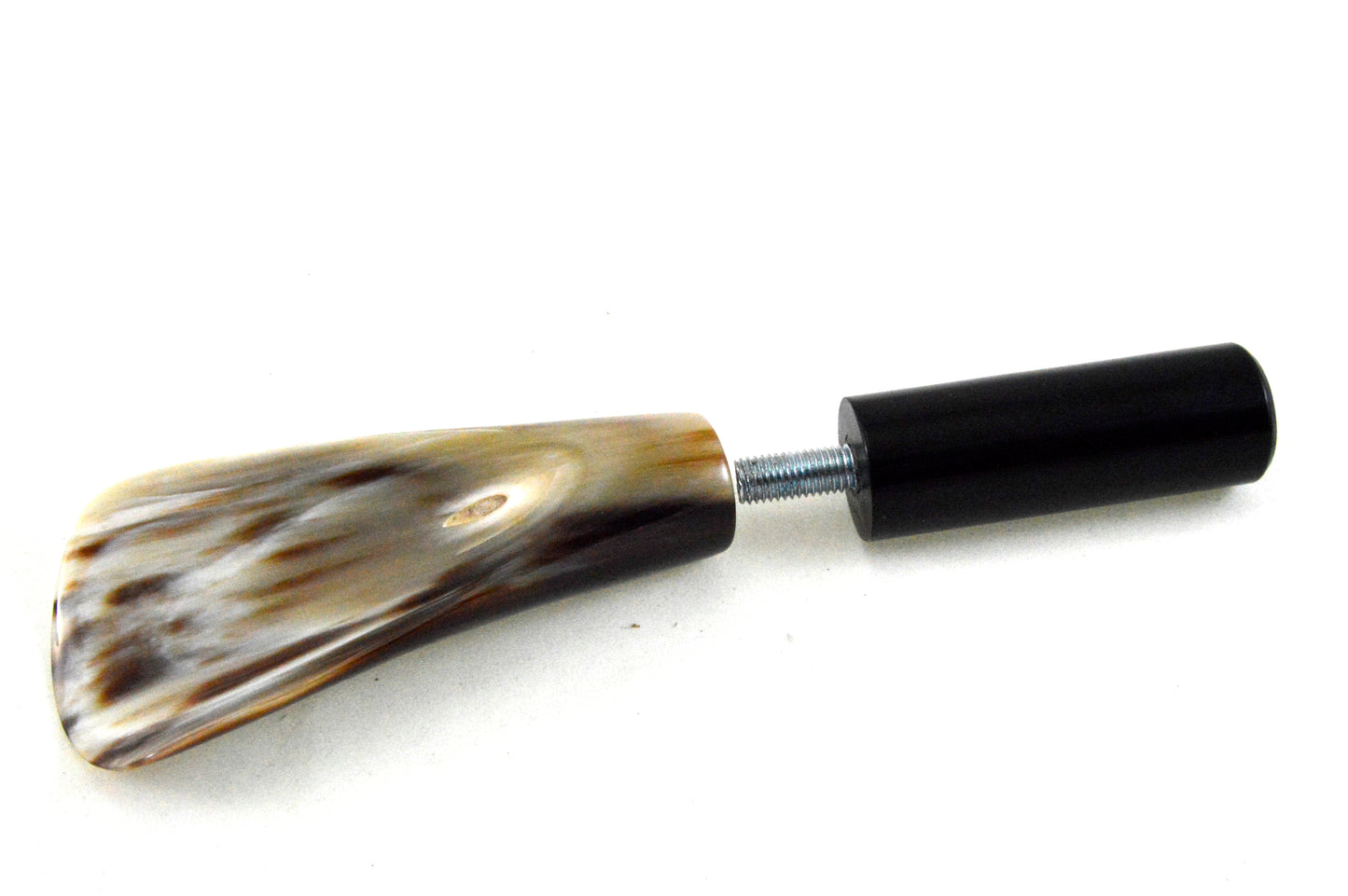 Travel shoehorn with bag