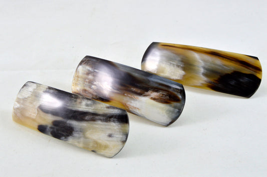 Horn hair clip medium (rounded shape)