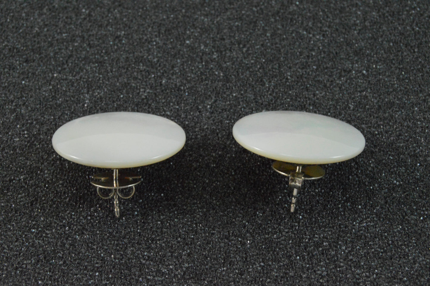 Ohrstecker echt Perlmutt mit 925 Silber Stecker / Modell Linse groß